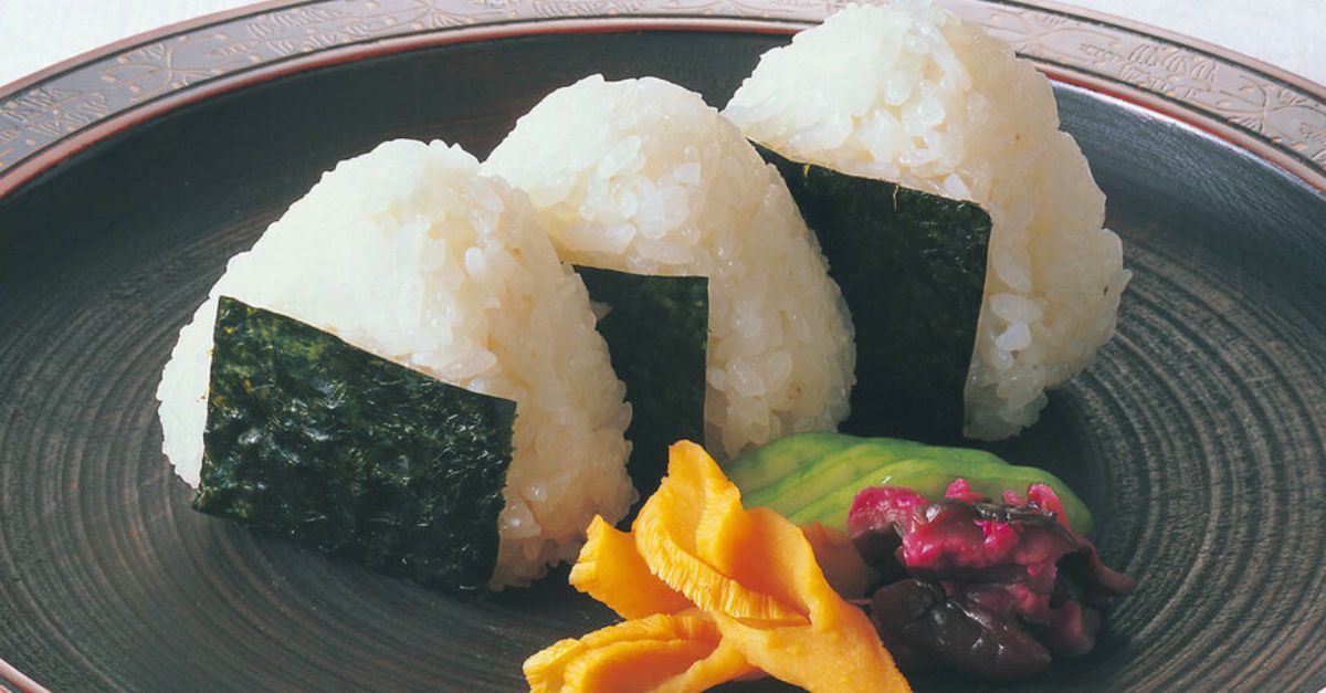 Onigiri - "món ăn tâm hồn" của xứ Phù Tang